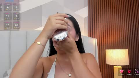 Julieta Santos online show from April 21, 6:48 pm