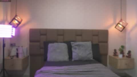 Julieth online show from June 14, 4:36 am