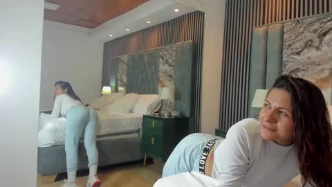 Julieth var online show from October 11, 7:06 pm