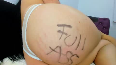 Snapshot of juliett_horny chatting on February 27, 12:23 pm juliett online show from February 27, 12:23 pm