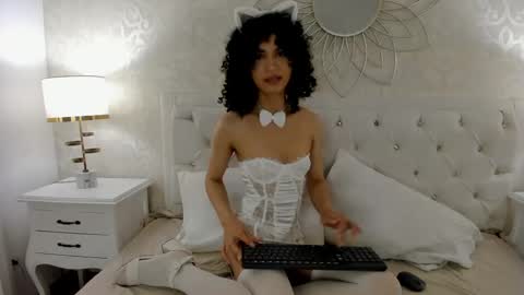 julietta    online show from April 12, 12:20 pm