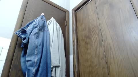 Snapshot of junk_yard_dog chatting on January 17, 3:00 pm Dave online show from January 17, 3:00 pm