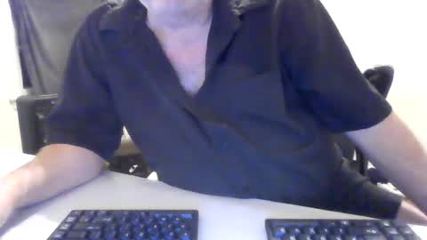 junkhp1 online show from June 29, 10:37 am