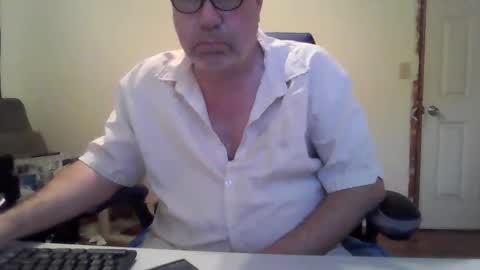 junkhp1 online show from June 9, 11:10 am