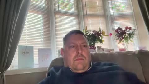 Junky online show from February 6, 9:43 am