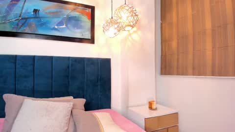 Jupiter Fox online show from September 19, 1:54 am