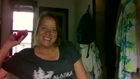 CamperGirl online show from April 2, 5:09 pm