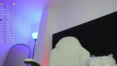 Lu online show from March 11, 5:27 pm