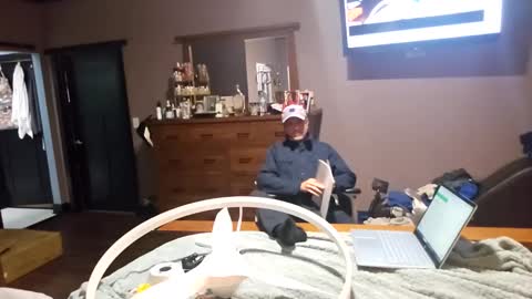 Tohiptwoquit online show from February 20, 12:52 am