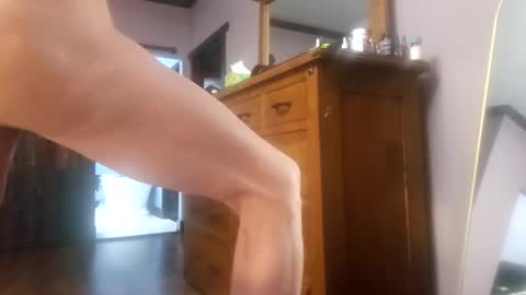 Tohiptwoquit online show from November 20, 9:01 pm