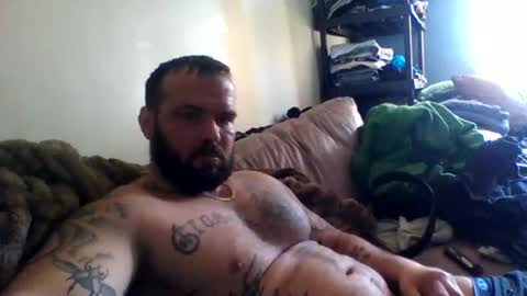 justgrosch4200 online show from February 27, 5:49 pm