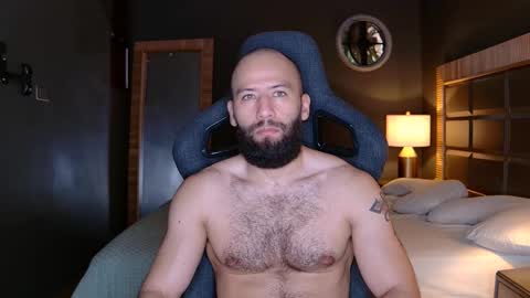 Justin online show from November 2, 11:10 am