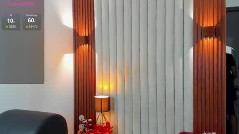 Justin online show from December 2, 7:12 pm