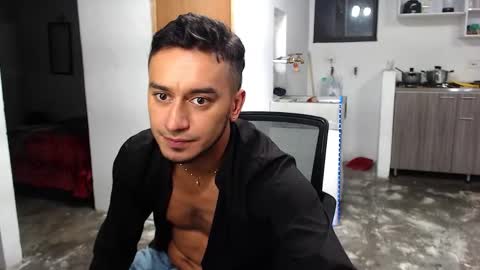 JUSTIN online show from October 26, 5:08 am