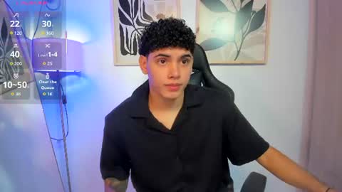 justin_payn14 online show from June 9, 1:22 pm