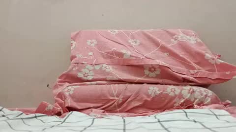 Snapshot of justinj111 chatting on September 19, 7:12 am Justin online show from September 19, 7:12 am