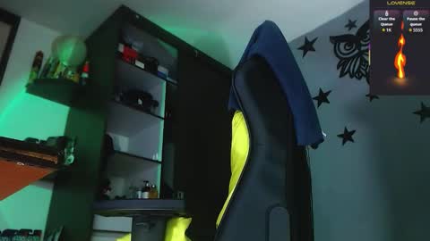 Justinsc online show from February 19, 9:25 pm