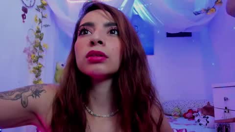 Mia online show from February 21, 12:05 am