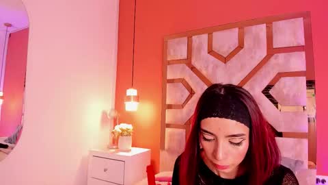 Mia online show from February 21, 6:38 am