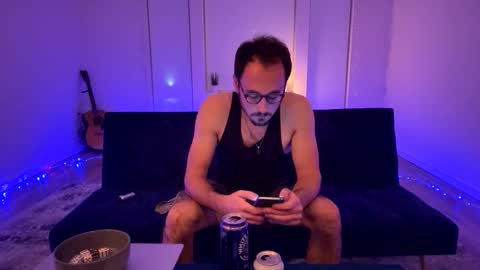 justsailing31 online show from November 11, 10:50 am