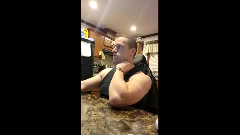 justus0624 online show from April 22, 3:13 am