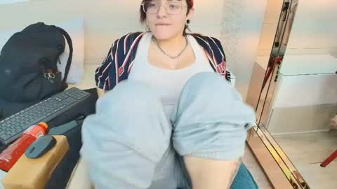 Juyeon online show from April 17, 8:22 pm