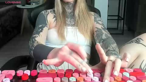 Alice online show from April 11, 7:45 am