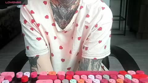 Alice online show from April 12, 11:03 am