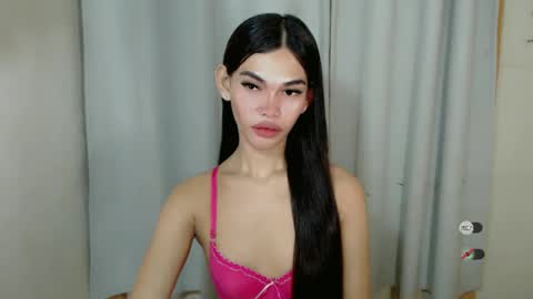 Snapshot of kaamy_dake chatting on February 22, 7:03 pm KAAMY online show from February 22, 7:03 pm