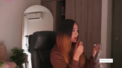 Kaaren17 online show from March 26, 2:06 am