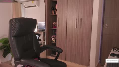 Kaaren17 online show from February 27, 3:59 pm