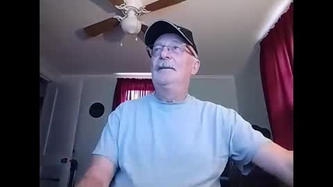 kabriggs137 online show from January 5, 8:31 pm