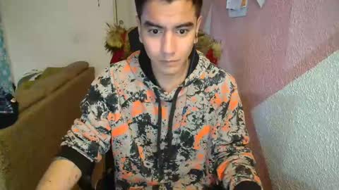 kael_art_d online show from December 7, 12:25 am