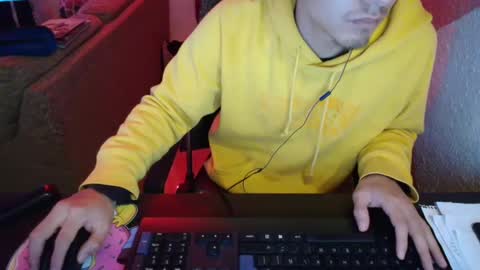 kael_art_d online show from January 6, 11:52 pm