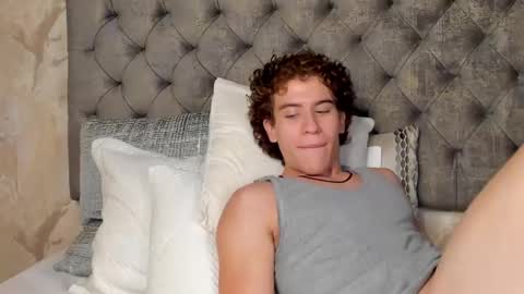 KAEL online show from February 23, 11:11 am