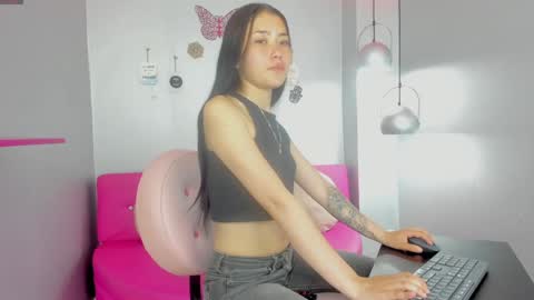 KAELY ANGELS online show from February 7, 5:29 pm
