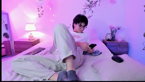 Kai online show from March 31, 9:04 pm