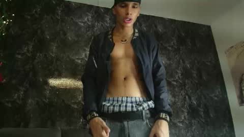 KAI online show from December 5, 4:12 am