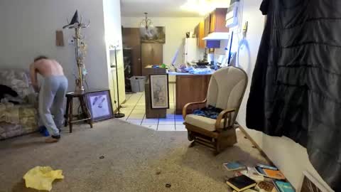 Kaiku77 online show from November 21, 4:43 am