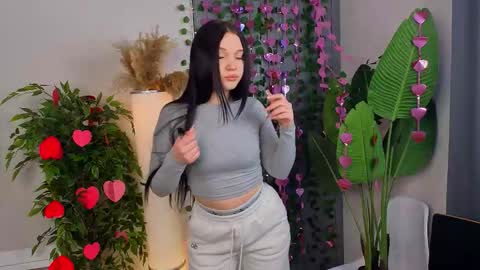 Bonnie online show from February 17, 6:12 am