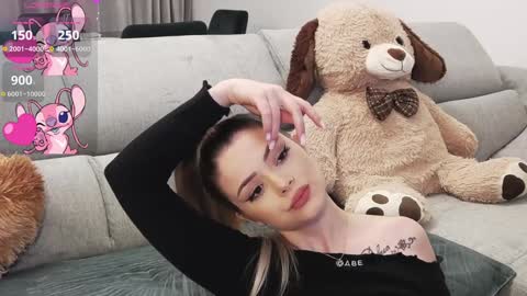 Kailyn online show from January 22, 8:38 pm