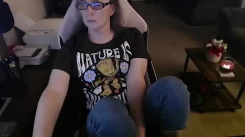 Camprincess331 online show from August 2, 1:18 am