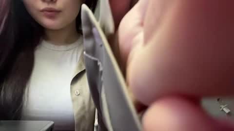 Sakura online show from April 18, 1:24 pm