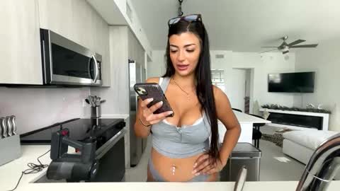 Kali Blake online show from November 10, 3:48 pm