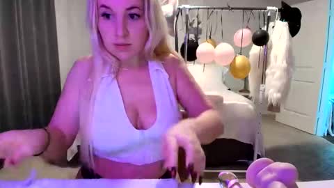 Kaliii jones online show from March 10, 8:57 pm