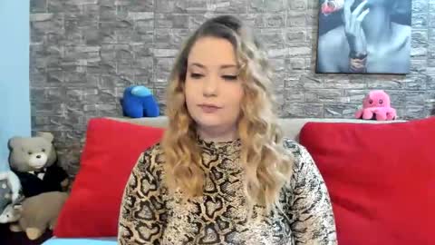 kalindahot online show from February 13, 7:39 pm