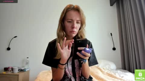 Kalisee  online show from April 8, 5:10 am