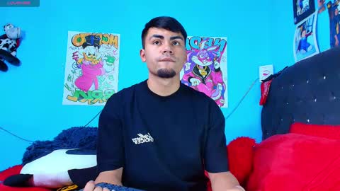 Snapshot of kalivan_voinesscu chatting on March 4, 8:02 am K A L I online show from March 4, 8:02 am