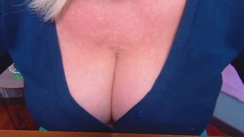 KamaliaSim online show from April 7, 4:47 am