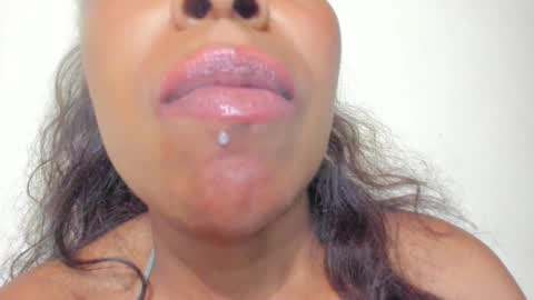  Kamaria Fyre  online show from March 7, 9:40 am